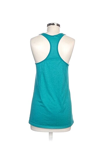 m Beden Decathlon Bluz %70 İndirimli.