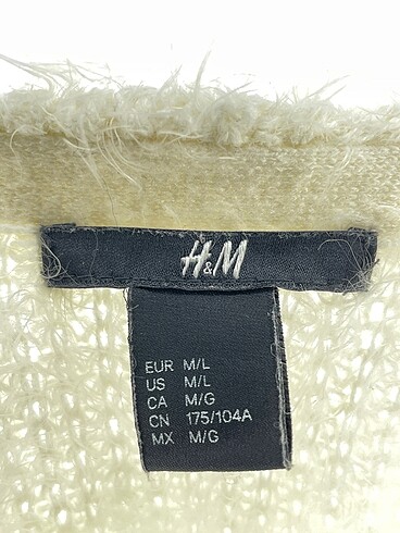 m Beden beyaz Renk H&M Hırka %70 İndirimli.