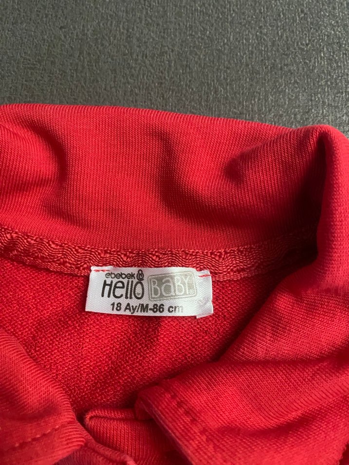 Kız Çocuk Kırmızı Düğmeli Sweatshirt - Görsel 2