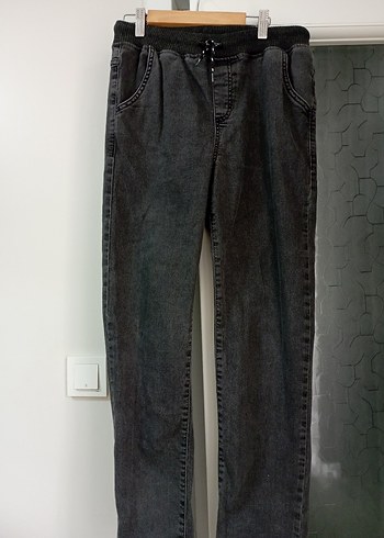 Gri Erkek Çocuk Rahat Kesim Denim Pantolon
