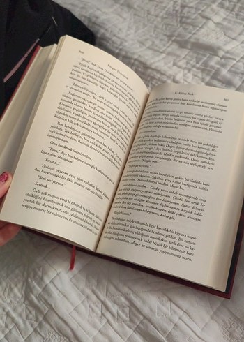 Rüzgâra Dokunmak - K. Kübra Berk - Görsel 6