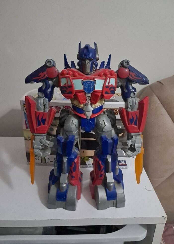 Transformers figür Optimus Prime - Görsel 4