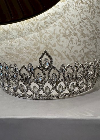 Beyaz Parlak Taşlı Gelin Tacı - Görsel 2
