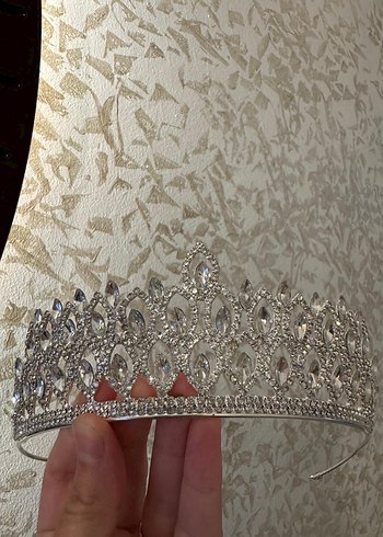 Beyaz Parlak Taşlı Gelin Tacı - Görsel 3