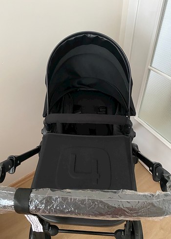 Siyah Bebek Arabası - Görsel 4