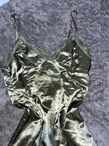 H&M Saten elbise
