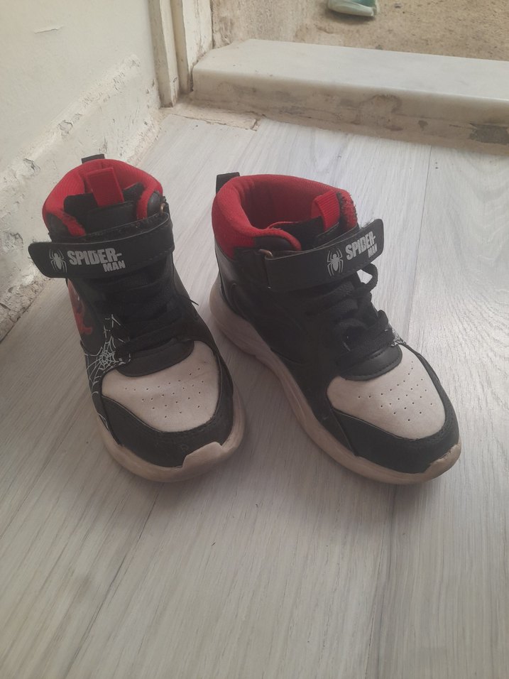 Kırmızı Örümcek Adam Desenli Erkek Çocuk Spor Ayakkabı - Görsel 3