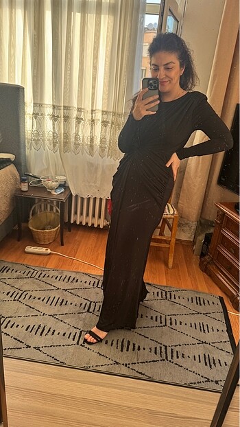 s Beden Zara Siyah Abiye Elbise