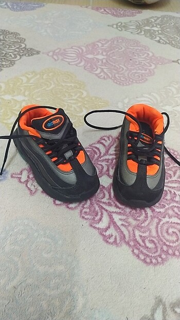 Bebek Nike ayakkabı 
