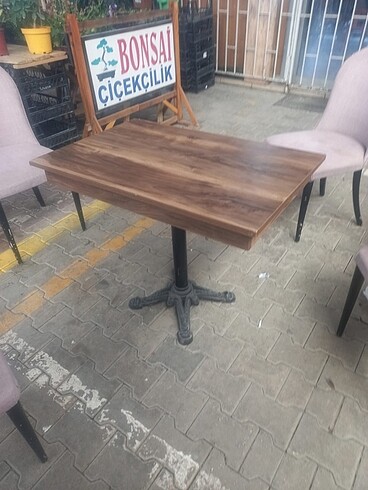 Demir döküm ferforje ayaklı masa