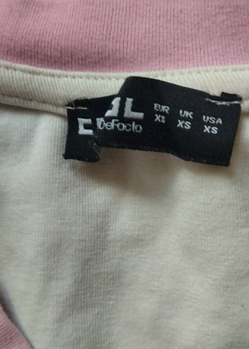 Defacto Pembe V Yaka Kısa Kollu crop
