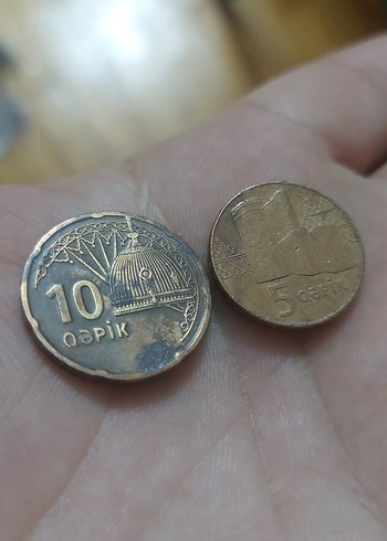 Azerbaycan Cumhuriyeti 5 ve 10 Qpik Madeni Paralar 2 adet - Görsel 2