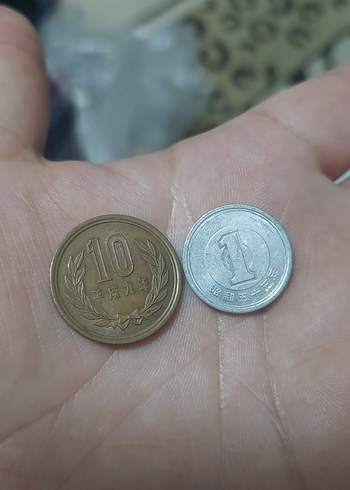 2 adet Japonya  madeni para koleksiyonu