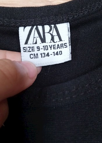 Zara Siyah Erkek Çocuk Tişörtü 9-10 Yaş