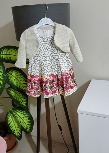 LC Waikiki Çiçek Desenli Kız Çocuk Kolsuz Elbise