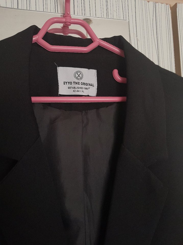 Düğmeli Siyah Kadın Yelek - Görsel 3