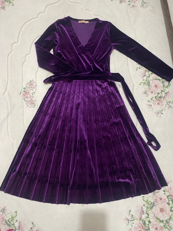 Mor Uzun Pilili Kadın Elbise - Görsel 2