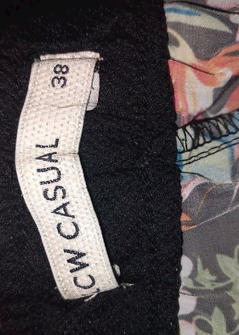 Çiçek Desenli Kadın Mini Deniz Şortu - Görsel 3