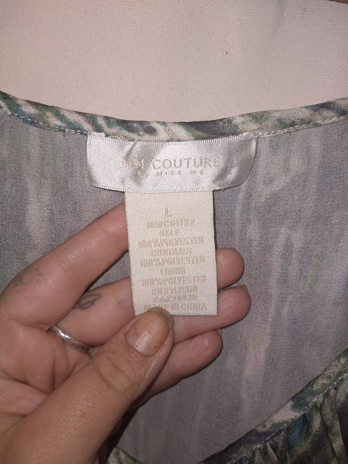 Desenli Pilili V Yaka Elbise - Görsel 3