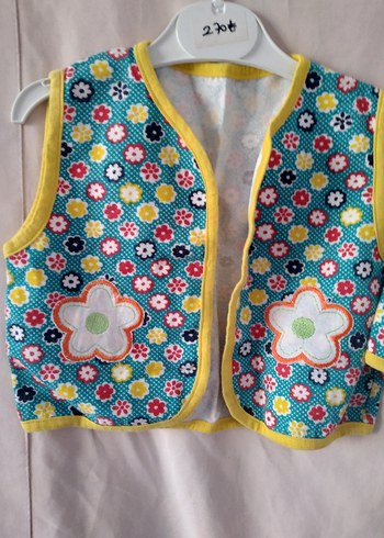 Çiçek Desenli Kız Yeleği ve Etek Takımı - Görsel 2