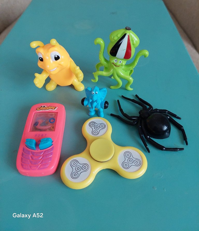 Renkli Mini Oyuncak Seti - Görsel 2