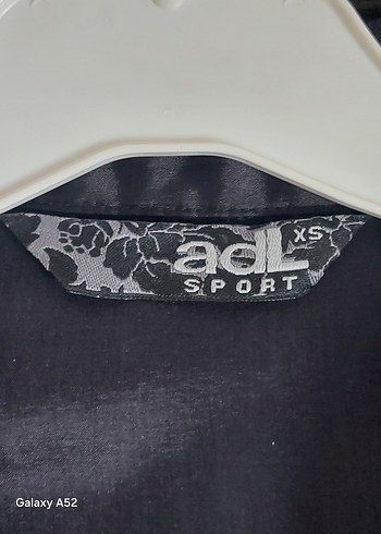 Düğmeli Kısa Kollu Siyah Gotik Kadın Gömlek - Görsel 6