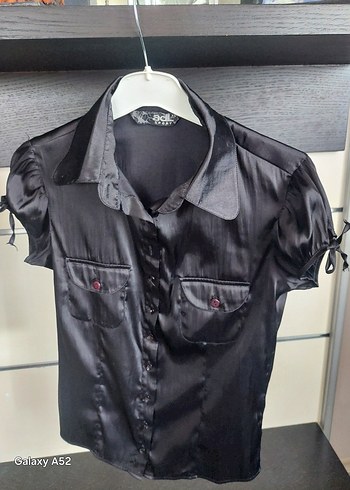 Düğmeli Kısa Kollu Siyah Gotik Kadın Gömlek - Görsel 2