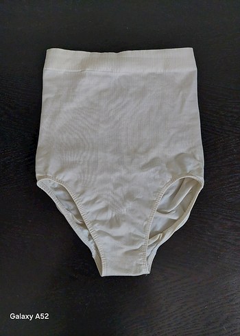 Vucut toplayıcı midi
Boy Basic Külot - Görsel 2