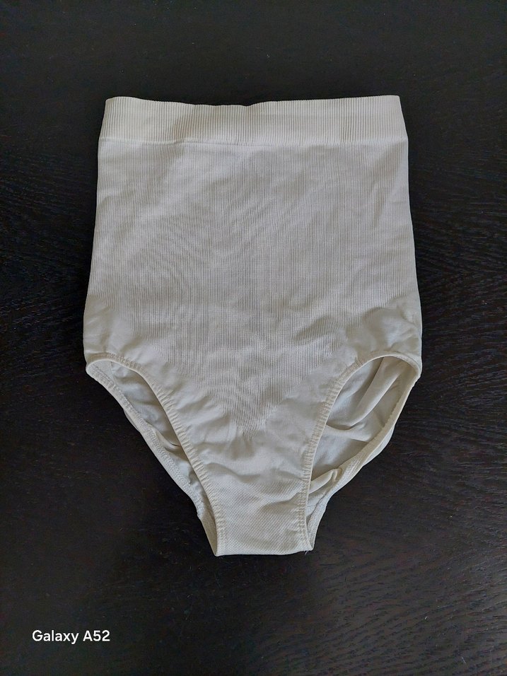 Vucut toplayıcı midi 

Boy Basic Külot - Görsel 2