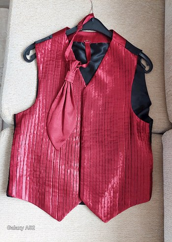 Bordo Pilili Saten Halter Yaka Damatlık Yelek - Görsel 3