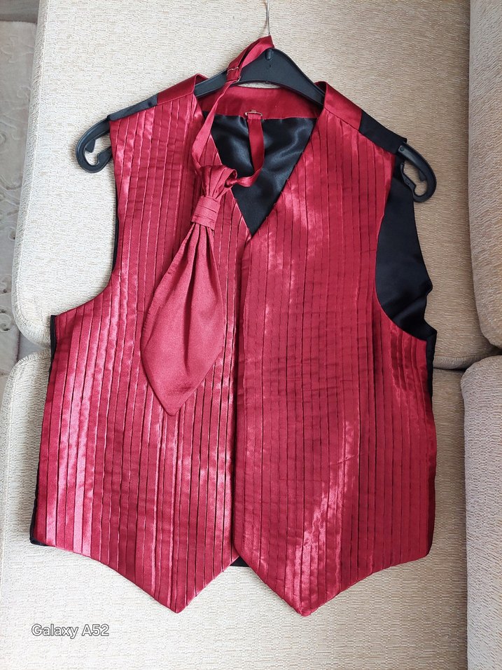 Bordo Pilili Saten Halter Yaka Damatlık Yelek - Görsel 3