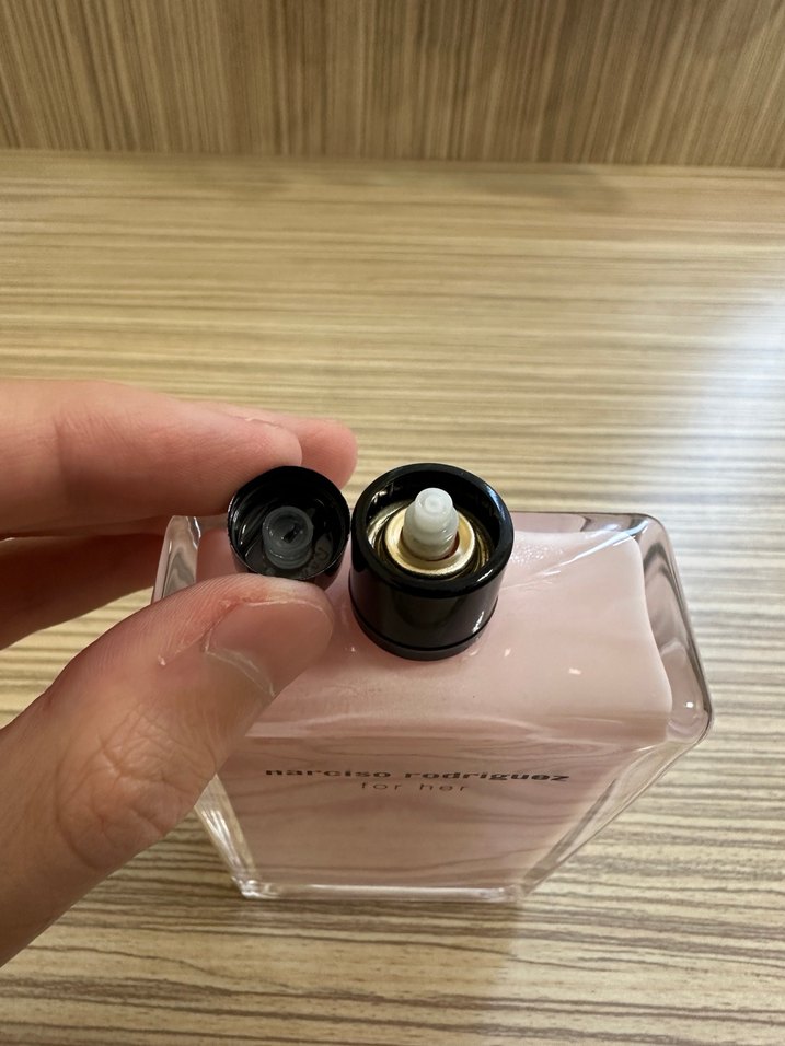Narciso Rodriguez For Her Edp 100 ml - Görsel 4