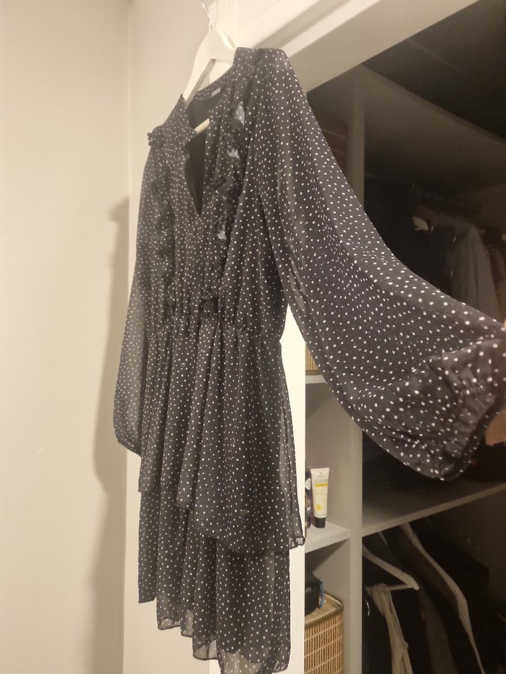 Gri Puantiyeli Uzun Kollu Salaş Elbise - Görsel 4