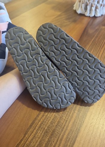 Gri Kadın Kemerli Dolgu Topuk Terlik - Görsel 3