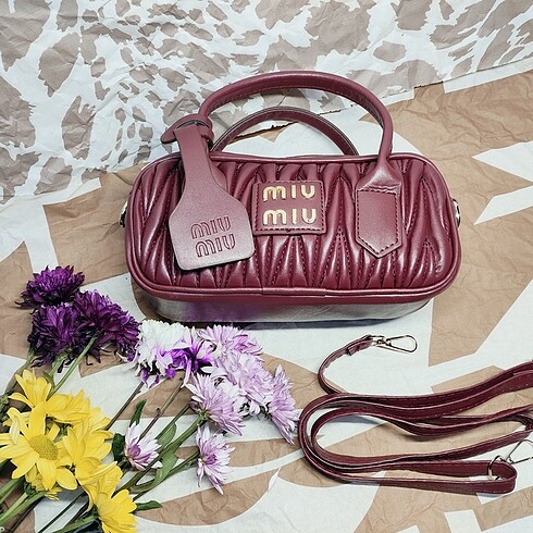 Miu miu çanta şık