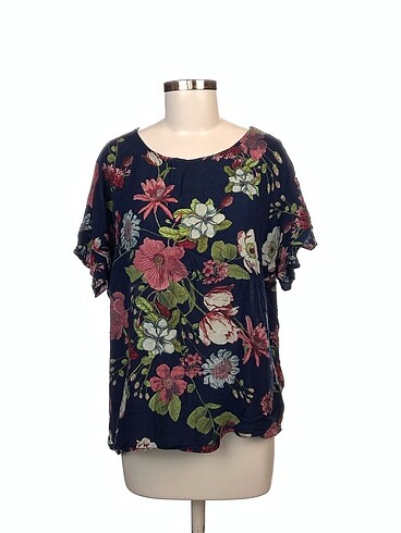 LC Waikiki Bluz %70 İndirimli.