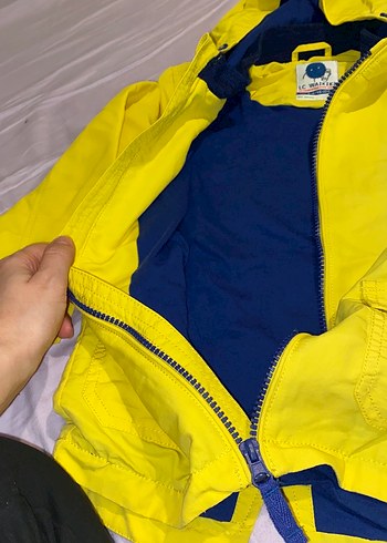 Sarı Kapüşonlu Fermuarlı Çocuk yağmurluk - Görsel 3