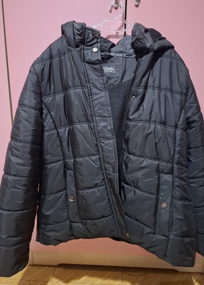 LCW kapüşonlu şişme mont - Görsel 4