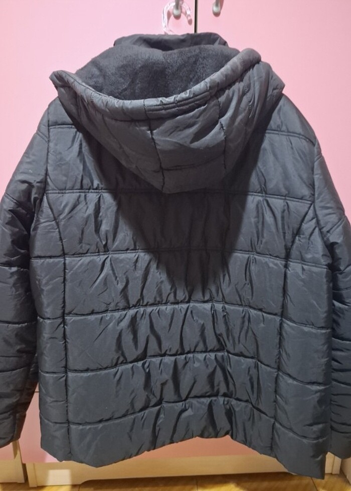 LCW kapüşonlu şişme mont - Görsel 5