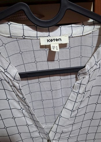 Koton  Kareli V Yaka Düğmeli Kadın Gömlek - Görsel 3