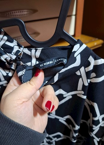 LCW Zincir Desenli Siyah Uzun Kollu Bluz - Görsel 4