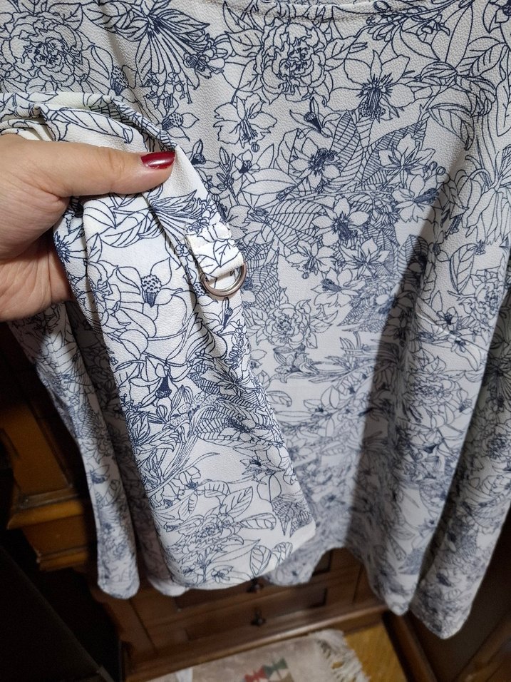 LCW Uzun Kollu Desenli Bluz - Görsel 4