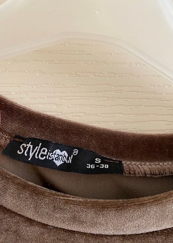 Kadın Kahverengi kadife Kısa Kollu Tişört - Görsel 2