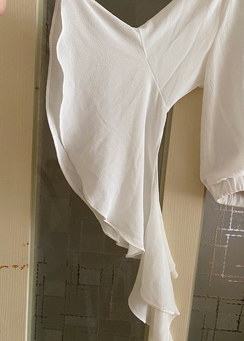 Beyaz V Yaka Bluz - Görsel 2