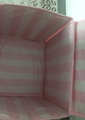 Ikea Pembe Çizgili Dolap Düzenleyici Kutusu