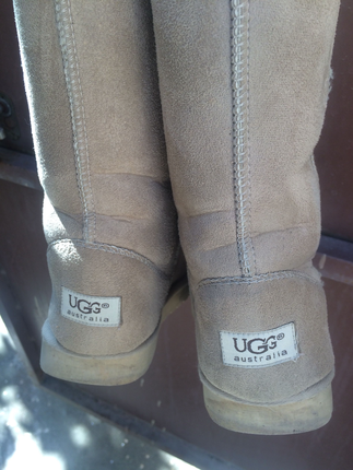 Krem rengi ugg çizme 