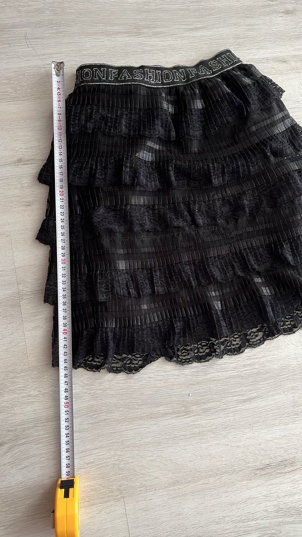 Kız Çocuk Siyah Fırfırlı Gotik Etek - Görsel 3