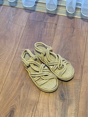 OYSHO İp Sandalet