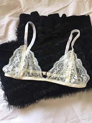 Beyaz Bralet