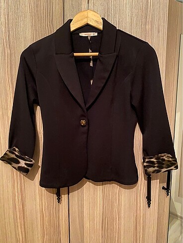 Kol Detaylı Blazer